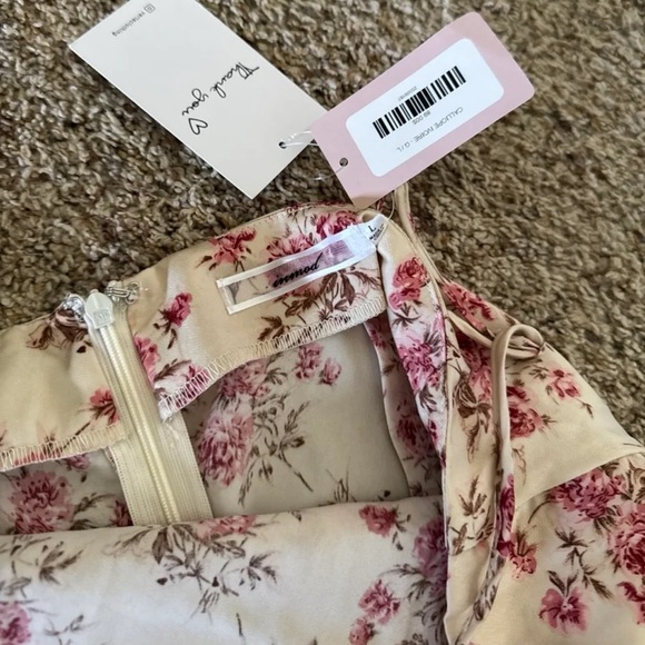 NWT Inmod Calliope Ivory Cowl Neck Floral Midi Dress
 size Large - Picture 11 of 12